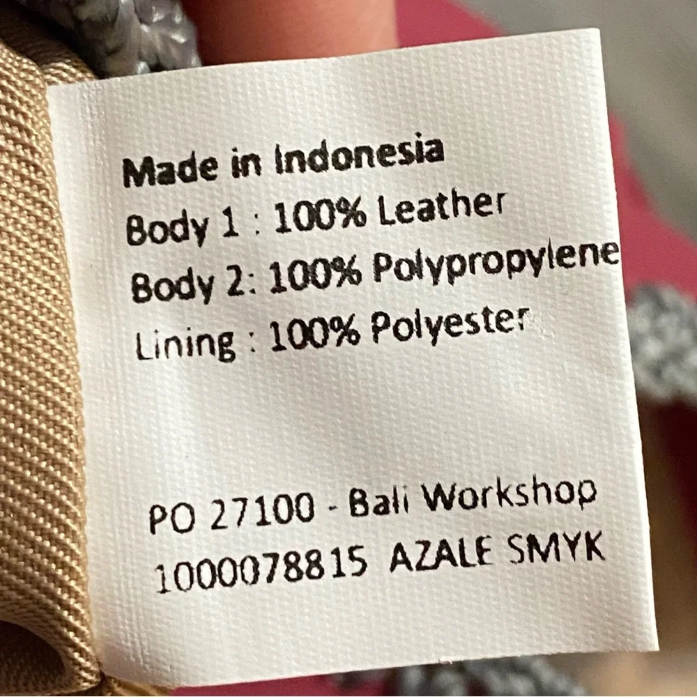 The Sak Linden Convertible Bag - Picture 12 of 15